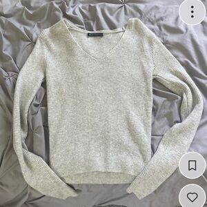 Brandy Melville Light Gray V-Neck Sweater